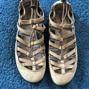 Jambu Tan Strappy Sandals with Closed Toe